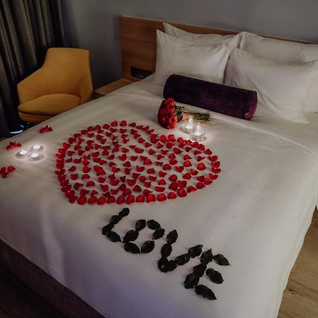 Carinae Danang Hotel Экстерьер фото